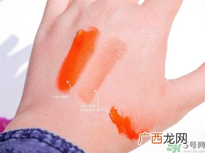 凡士林可以吃吗？凡士林可以涂嘴唇吗
