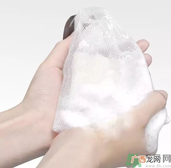 起泡网洗脸的好处?起泡网怎么用?