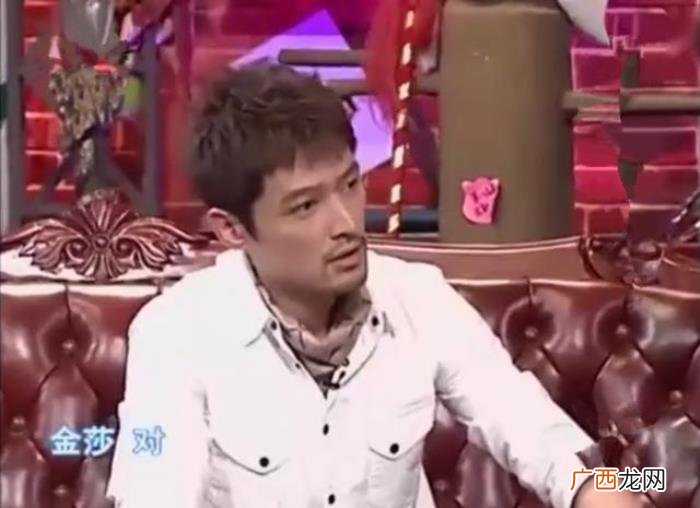 胡歌郭德纲，胡歌当着郭德纲面说金莎化了妆后不好看