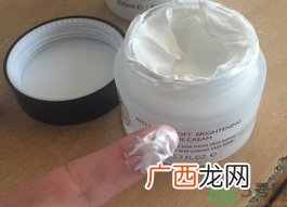 植美村素颜霜怎么样?植美村素颜霜好用吗?