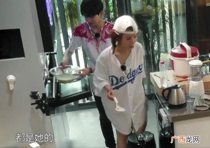 景甜和王源,景甜问李小璐甜馨18岁的时候王源多大