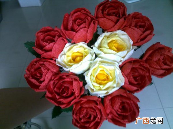 我国结婚证上的花朵是什么