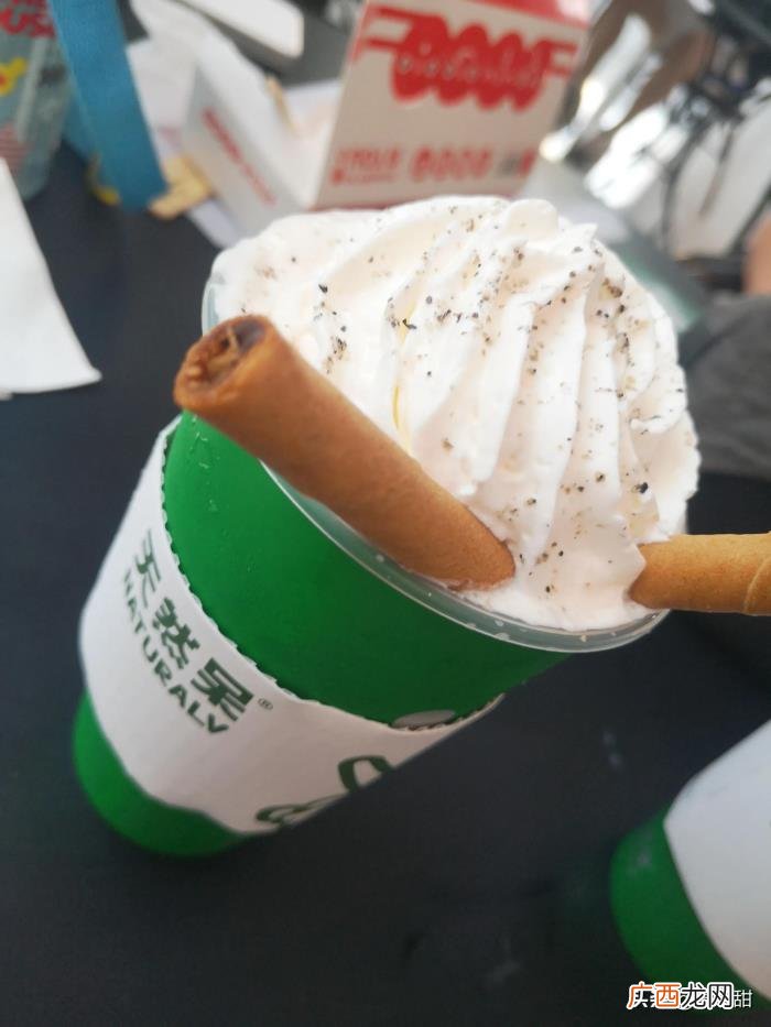 关晓彤奶茶，美食探店--关晓彤代言的奶茶来石家庄