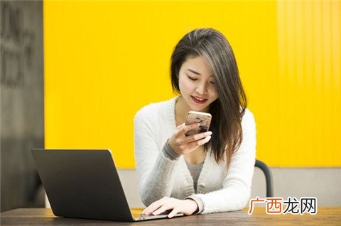 女生愿意和你接触却不肯和你确定关系是什么原因？