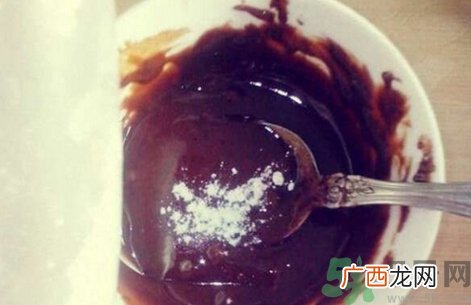 红糖面膜敷多久洗掉?红糖面膜用完要洗脸吗?