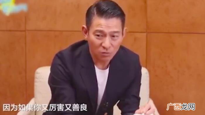 黄子韬郑爽，评论区郑爽黄子韬林更新却纷纷躺枪
