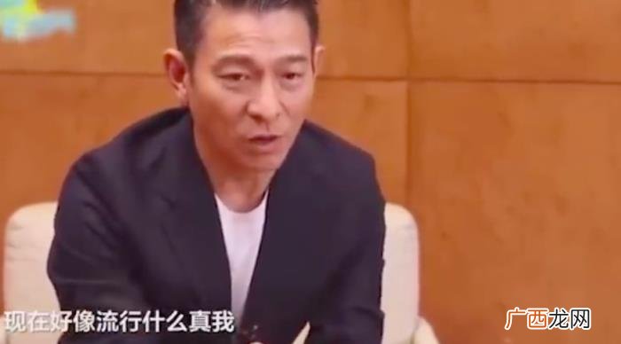 黄子韬郑爽，评论区郑爽黄子韬林更新却纷纷躺枪