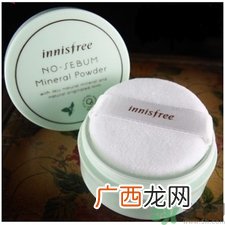 头发油可以用散粉吗?散粉可以去头发油吗?