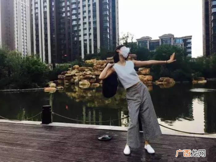 周冬雨瘦腿，宋茜、周冬雨、吴昕都是如何成功瘦腿的
