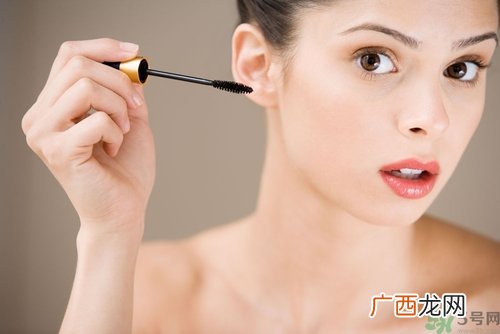 睫毛增长液有副作用吗?睫毛增长液有什么危害?