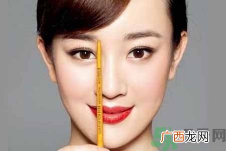 ?眉毛上可以涂生发液吗？眉毛涂生发水有副作用吗？