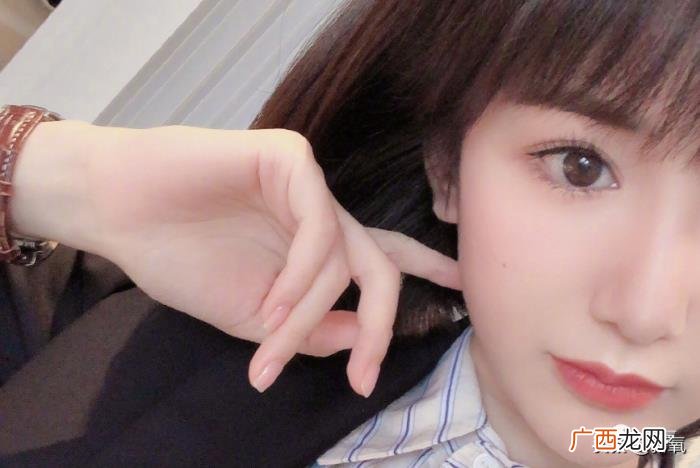 毛晓彤的脸，为什么大家对毛晓彤的非工业糖精脸那么宽容