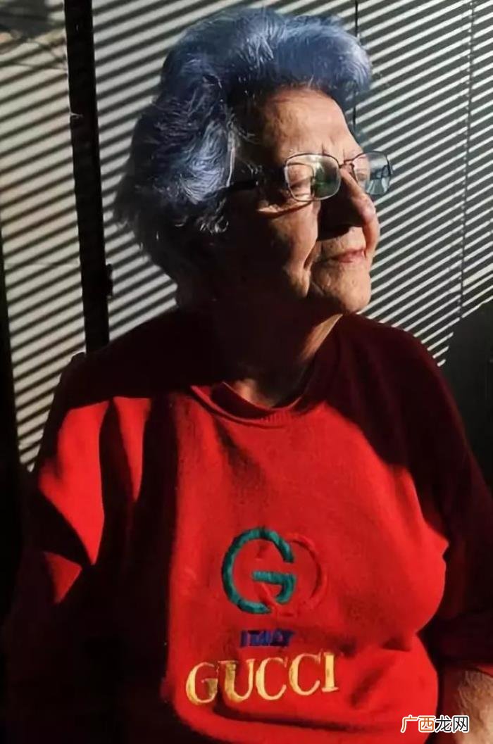 倪妮李宇春，倪妮李宇春这俩人间GUCCI真是弱爆了……