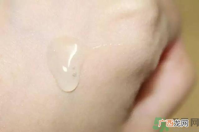 ahc水乳孕妇可以用吗？ahc b5玻尿酸水乳适合孕妇吗？