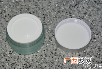 艾珂薇acwell是什么牌子？acwell在韩国什么档次？