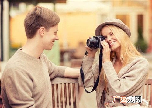 相亲女愿意交往的表现有哪些？这些表现说明你有戏