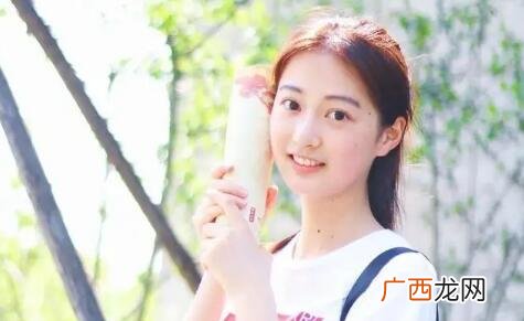 大学没人追的女生特点，有哪几类女生没人追