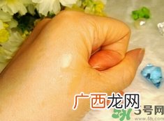 雅诗兰黛小棕瓶精华适合多大年龄?