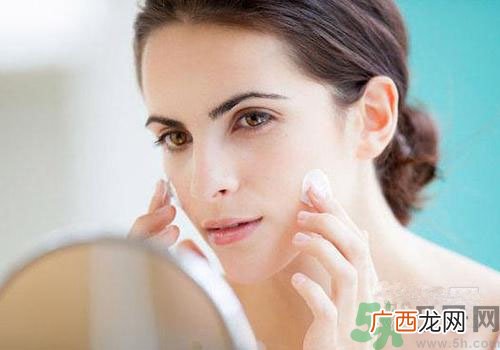 痘痘肌用什么护肤品好？痘痘肌护肤品推荐