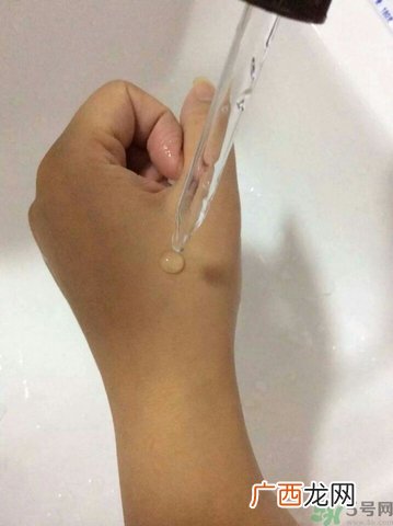 ahc第四代b5玻尿酸颗粒精华怎么用?ahc第四代玻尿酸精华使用方法