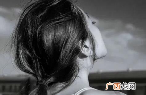 喜欢黑色的女人的性格分析，黑色是她的伪装