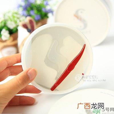 spa蛇毒眼膜使用方法 蛇毒眼膜敷完要洗掉吗?