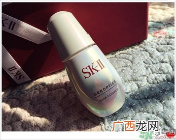 sk2小灯泡怎么用?sk2小灯泡怎么打开?