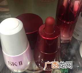 sk2小灯泡白天能用吗?sk2小灯泡早晚都要用吗?