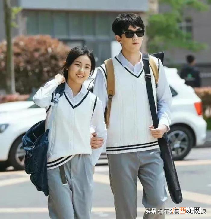 王一博杨紫，王一博;杨紫;赵丽颖;吴磊;baby终于秀恩爱了