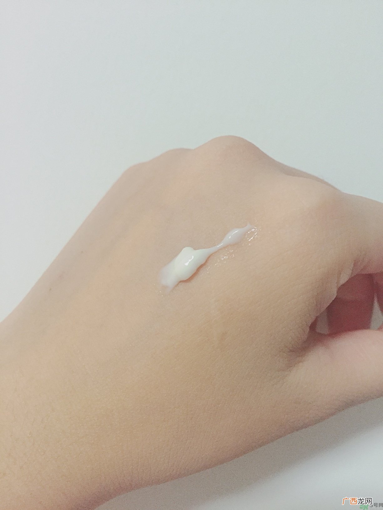 欧缇丽冰淇淋霜适合什么肤质?欧缇丽冰淇淋霜主要成分
