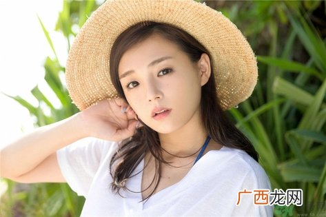 T字区出油怎么办？T字区出油是什么皮肤？