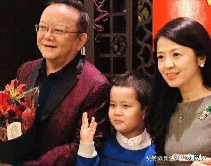 吴奇隆父子，父子年纪相差悬殊的明星还有吴奇隆王刚