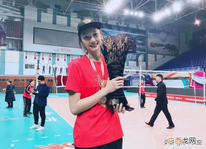 李盈莹超话，李盈莹在排超联赛中代表着哪种风格