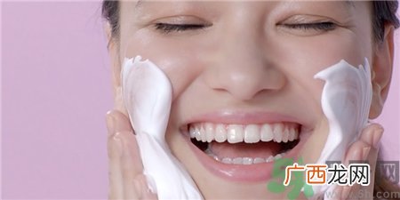 嘉娜宝蔷薇洁面泡沫好用吗?嘉娜宝蔷薇洁面泡沫怎么样?