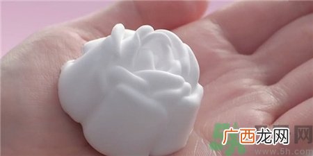 嘉娜宝蔷薇洁面泡沫好用吗?嘉娜宝蔷薇洁面泡沫怎么样?