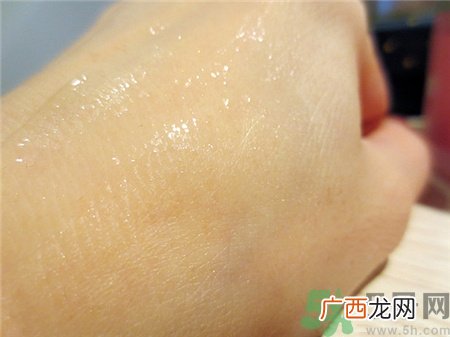 eileen grace妍霓丝贵妇黄金水好用吗?eileen grace妍霓丝贵妇黄金水怎么样?