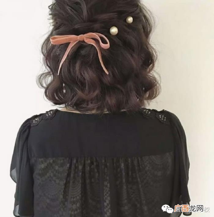 赵丽颖编发，赵丽颖为什么总有那么多好看的编发造型
