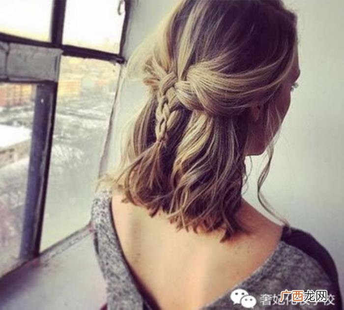 赵丽颖编发，赵丽颖为什么总有那么多好看的编发造型