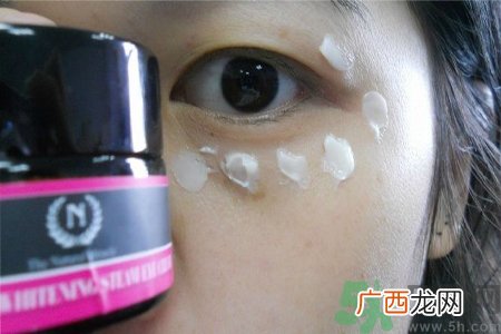 自然之名雪玫瑰雪蒸汽眼霜好用吗？自然之名雪玫瑰雪蒸汽眼霜用户评价如何