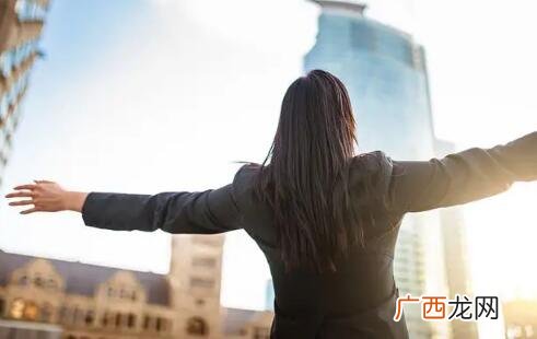 女生大女子主义的恋爱表现，你喜欢这样的女生吗