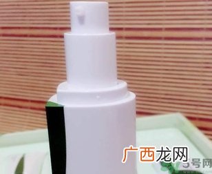 韩后茶蕊嫩白系列适合什么肤质？韩后茶蕊baby白适合敏感肌吗？