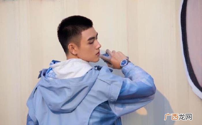 陈飞宇侧颜，有一种&amp;quot;侧颜杀&amp;quot;叫做陈飞宇