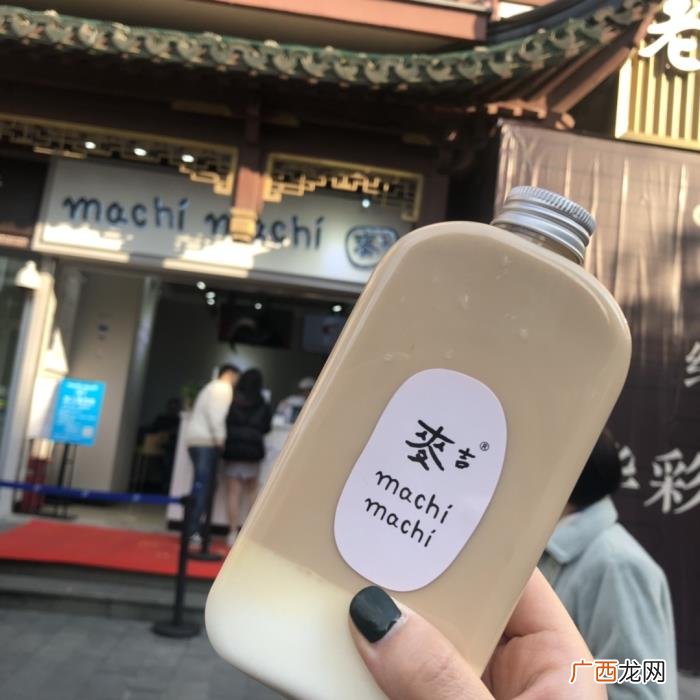 山寨周杰伦，上海出现多家周杰伦MV奶茶山寨店