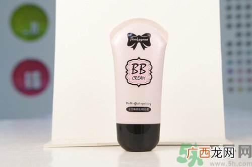 BB霜在脸上浮粉怎么办?BB霜浮粉怎么办