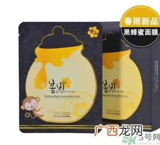 春雨面膜黑色和白色的区别 春雨面膜黑色和白色哪个好？