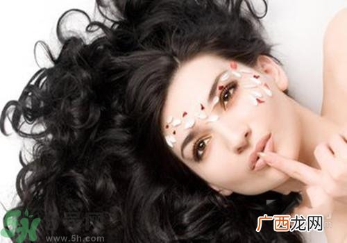 红酒面膜的功效和作用 红酒面膜怎么做？