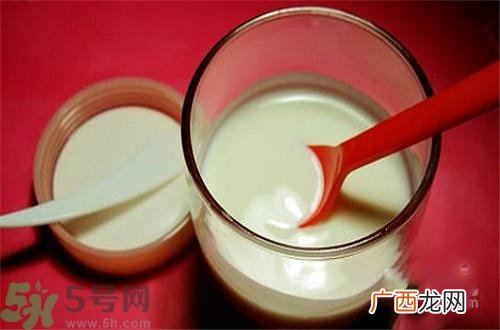 鸡蛋面膜的做法和功效 鸡蛋面膜有什么作用