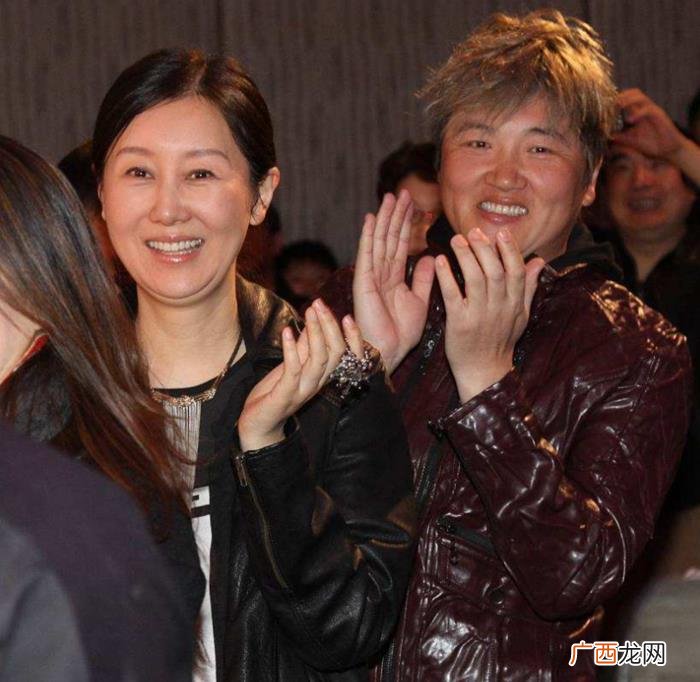 买红妹孙楠，50岁孙楠与49岁买红妹近况天差地别