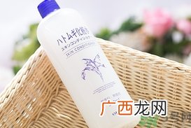 娥佩兰薏仁水含酒精吗?娥佩兰薏仁水有荧光剂吗?