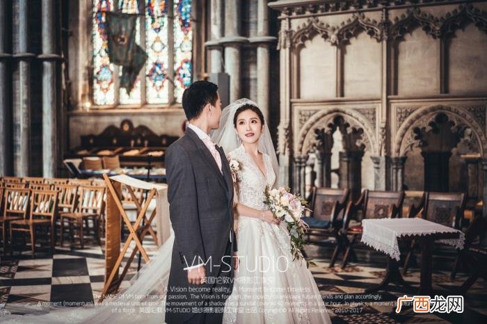 教堂式婚礼，英国教堂婚礼是如何做到传统又浪漫的